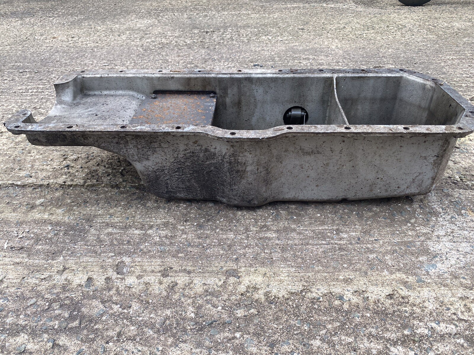 Bentley MKVI, R-Type, Rolls-Royce Wraith or Dawn 1946-55 Sump Pan + Oil Level Sender - Image 6