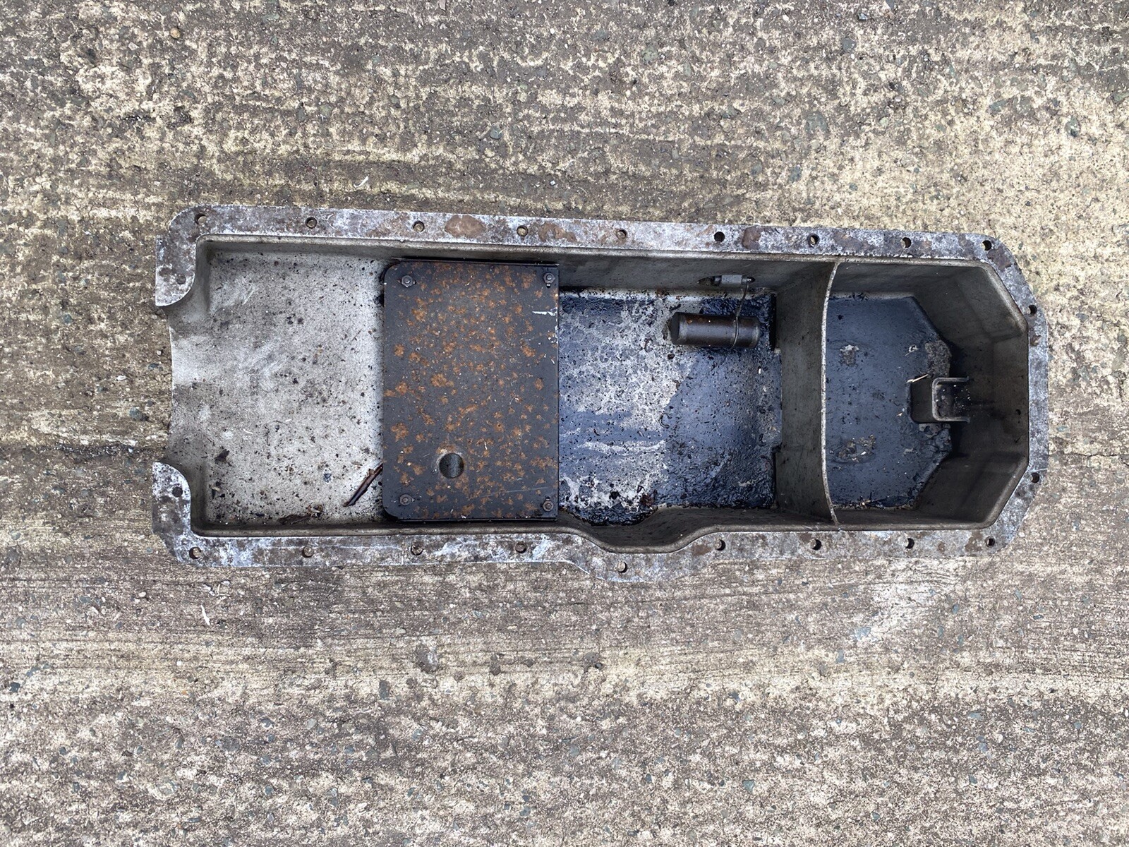Bentley MKVI, R-Type, Rolls-Royce Wraith or Dawn 1946-55 Sump Pan + Oil Level Sender