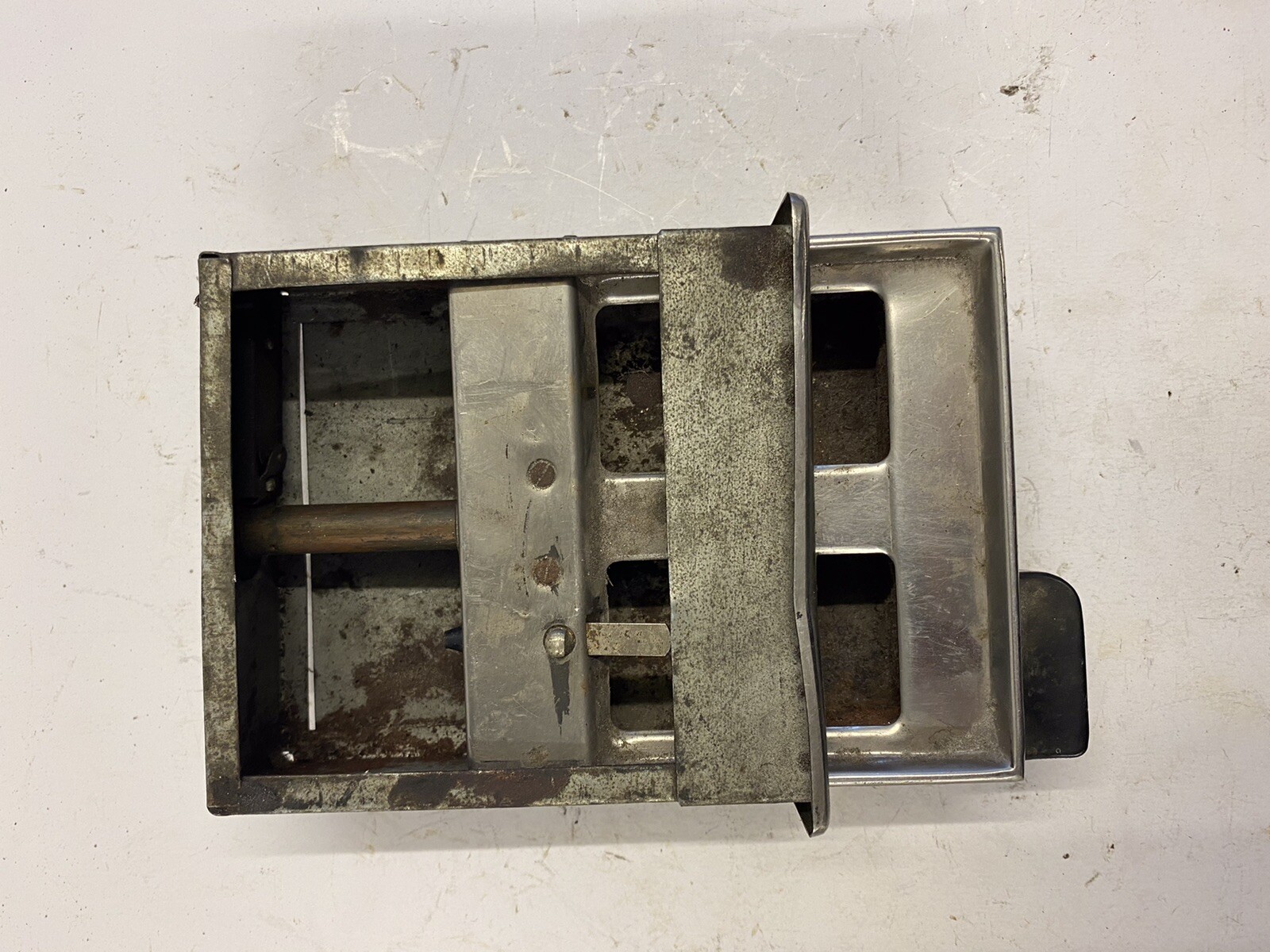 Lancia Flavia Berlina 1.8 - First series - 1965 Chrome Ashtray Built In Lighter - Image 5