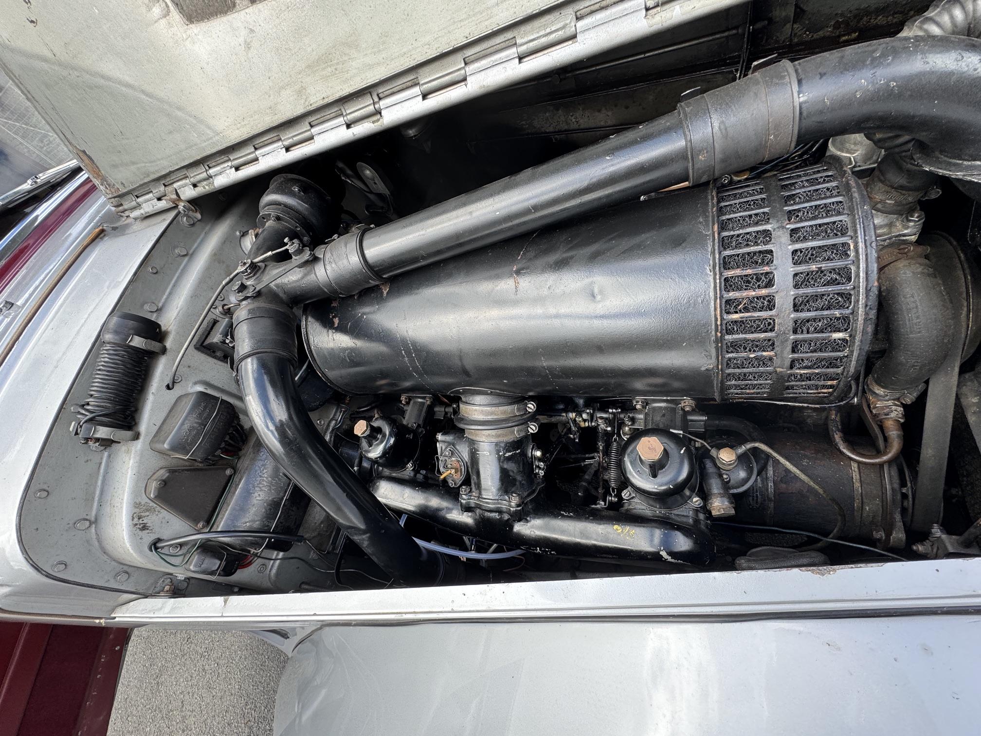 B252WHeng8