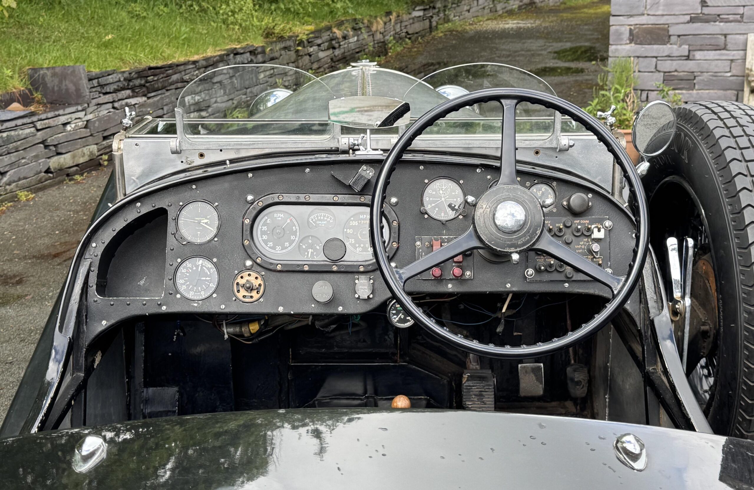 B319EWdash1