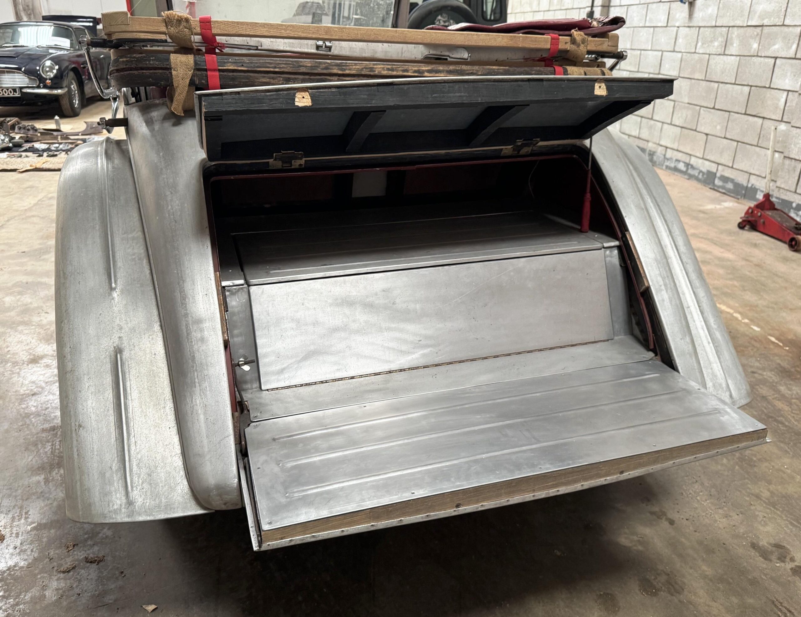 AlvisSpeed20body10