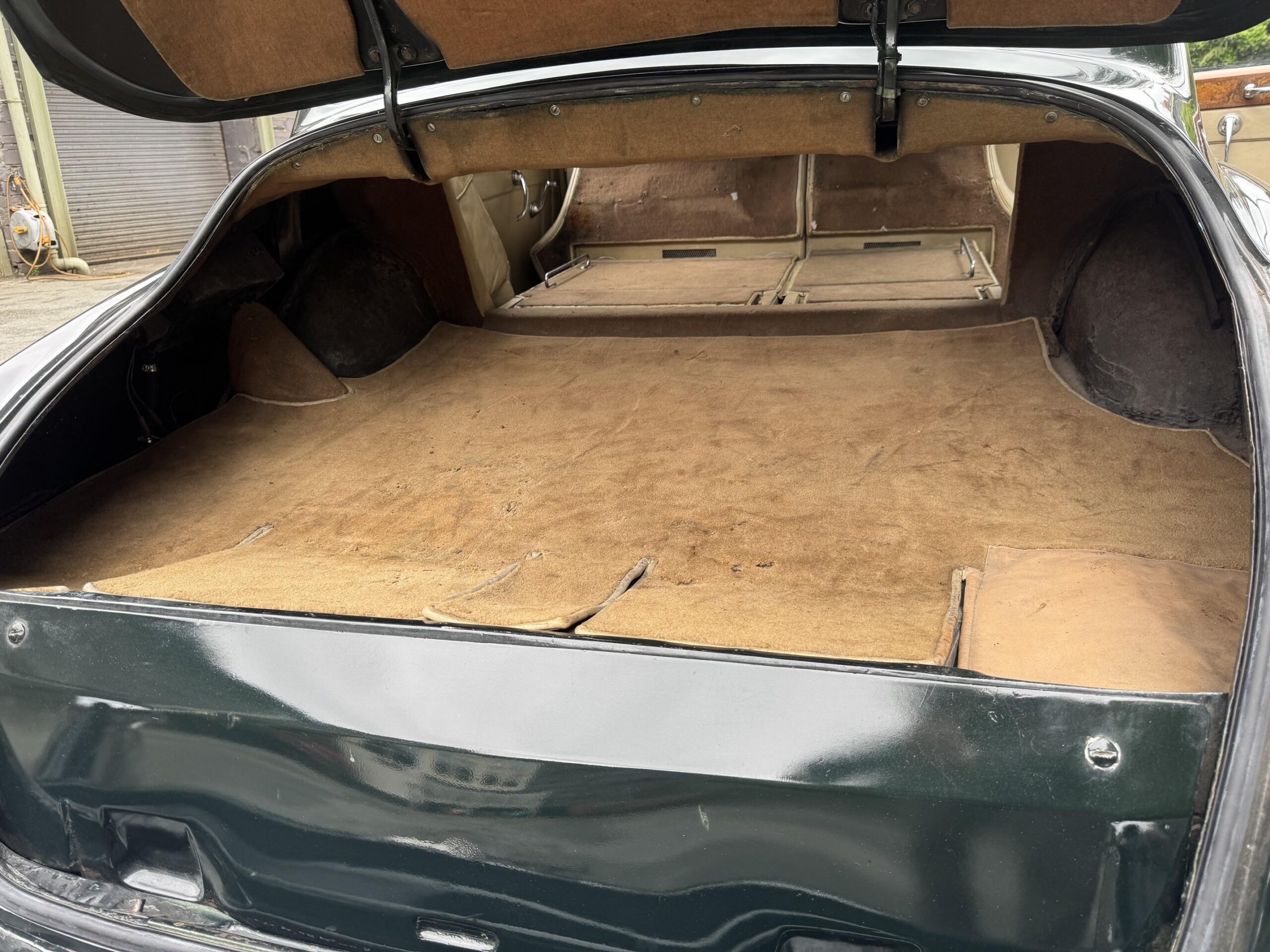 B650EGboot1